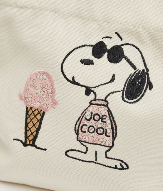 Peanuts スヌーピーリバティプリントトートバッグ J Adore Jun Online Outlet ジャドール ジュン オンライン アウトレット