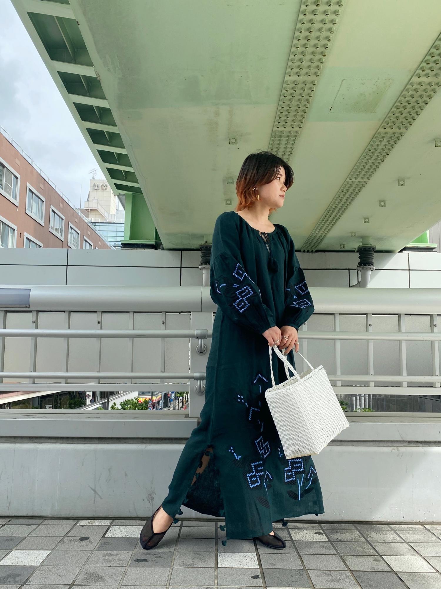 BENARAS by CITRUS | STAFF OUTFIT | ADAM ET ROPE