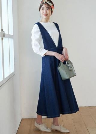 シンプルでおしゃれ SeeByChloe デニムジャンパースカート 膝丈