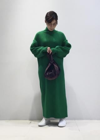 アダムエロペ ADAM ET ROPÉ 緑抽象柄ティアードロングワンピ/IENA アダムエロペ ADAM ET ROPÉ 緑抽象柄ティアードロングワンピ