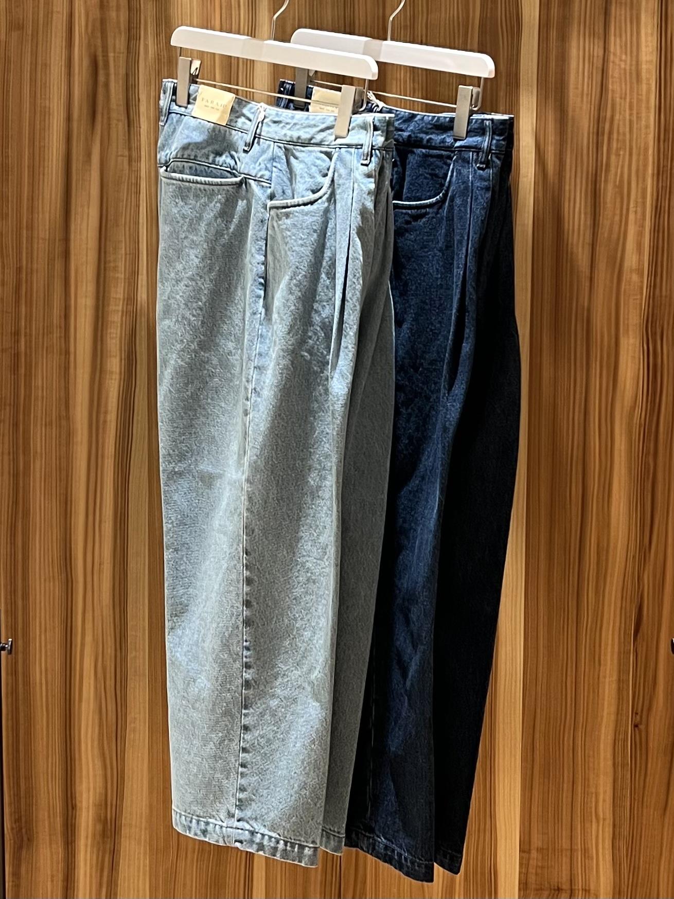 新品 FARAH 23SS 2Tuck Wide Tapered Pants FARAH / Two Tuck Wide Tapered Pants (Cotton Drill-Navy) | twelve