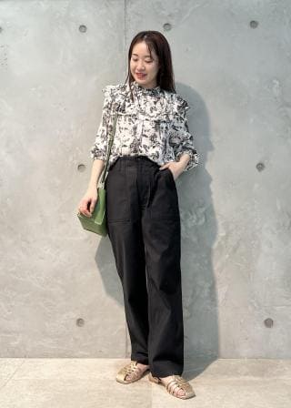 【ロペピクニック/専用】未開封　emur花柄ラッフルバンドカラーブラウス ロペピクニック ROPE' PICNIC 【emur】花柄ラッフルバンドカラー