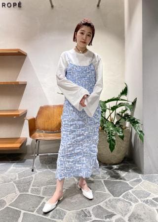 tシャツ レースネックラッパスリーブロンT レディース ADAM ET ROPÉ FEMME(アダム エ ロペ ファム) / ラッパスリーブ