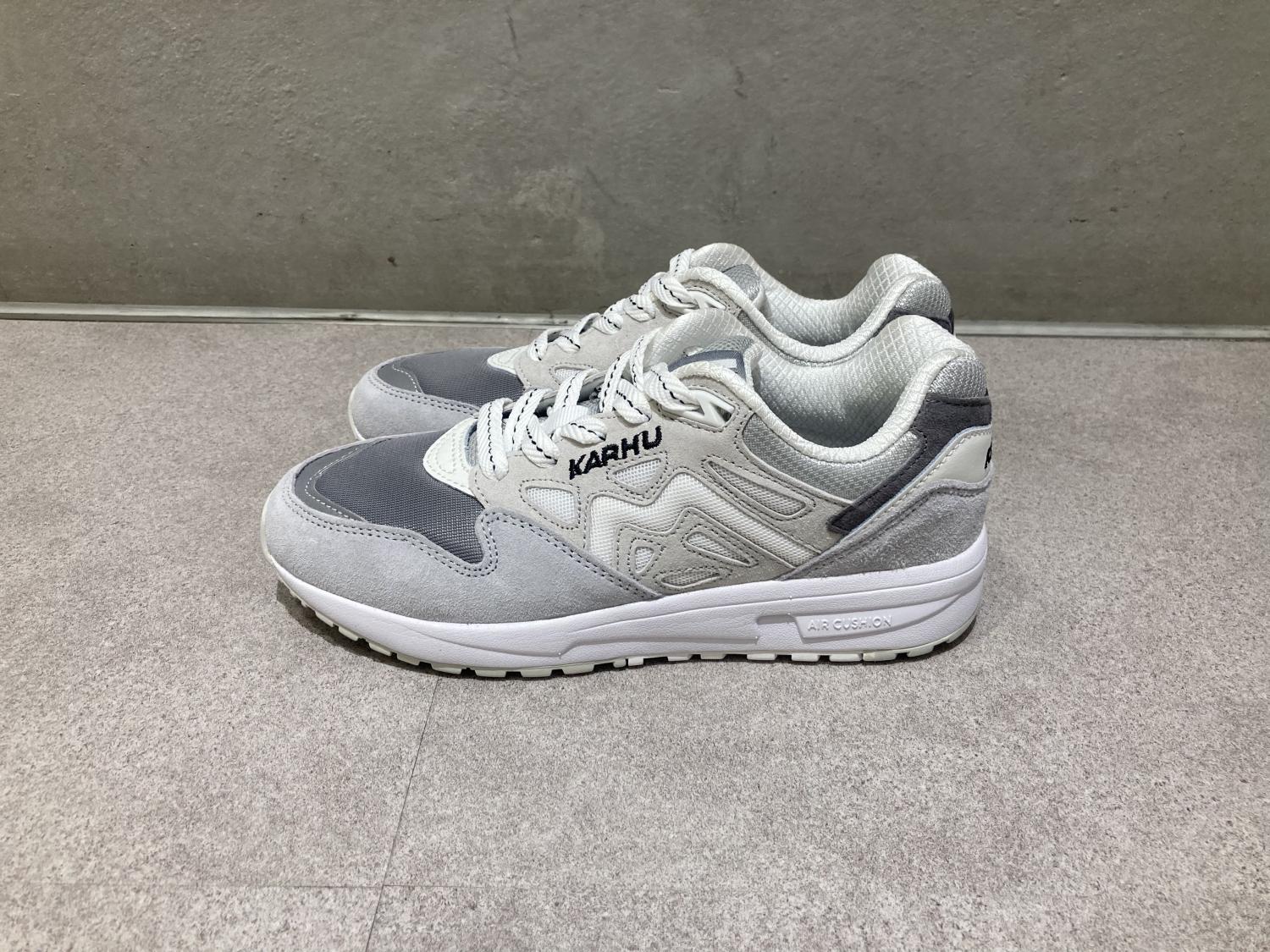 おすすめスニーカー Karhu カルフ Staff Outfit Adam Et Rope アダムエロペ