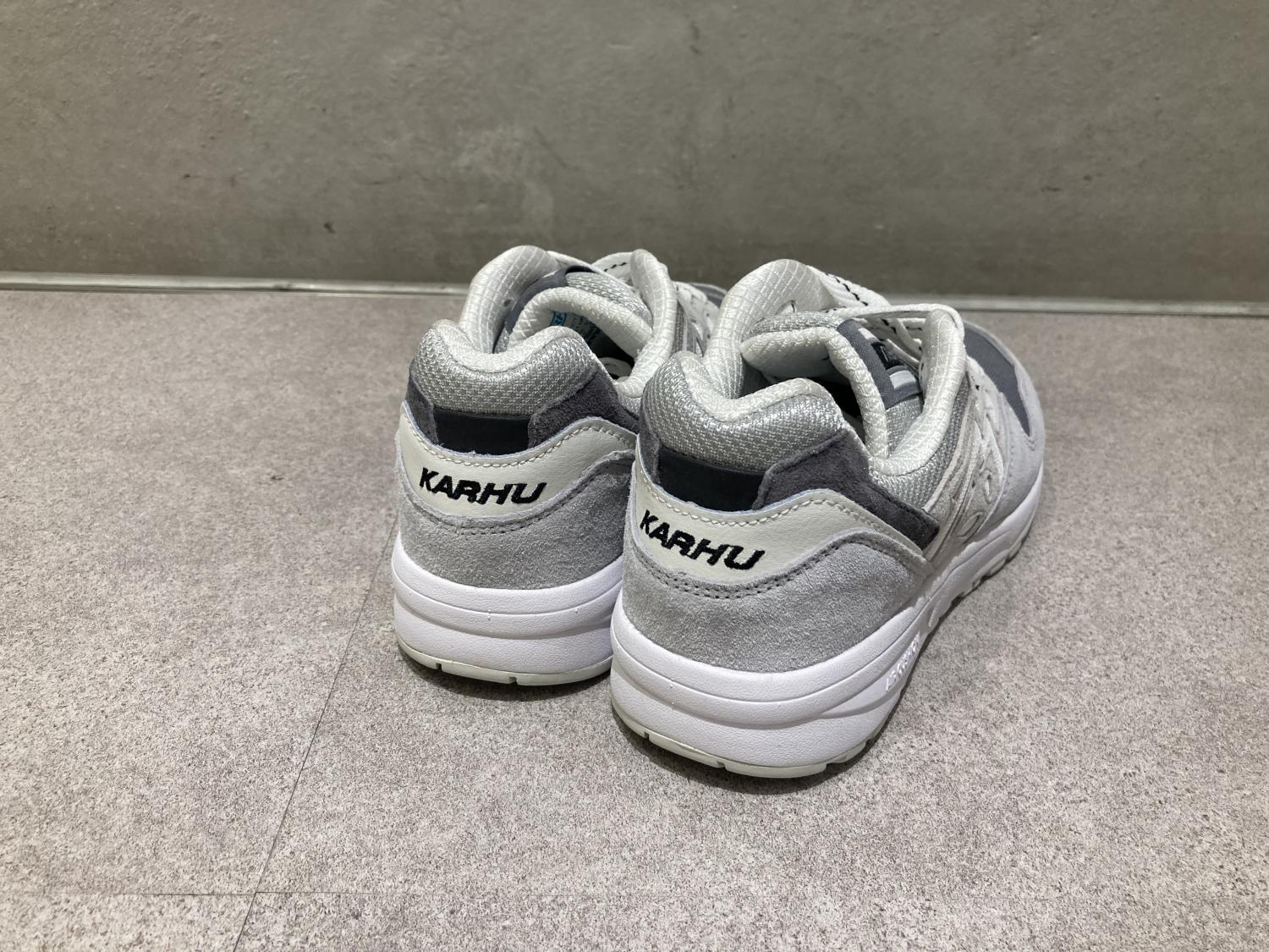 おすすめスニーカー Karhu カルフ Staff Outfit Adam Et Rope アダムエロペ