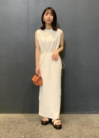 ADAM ET ROPE'【新品】ダンボールドロストワンピース ADAM ET ROPE'（アダムエロペ）の「ダンボールドロスト