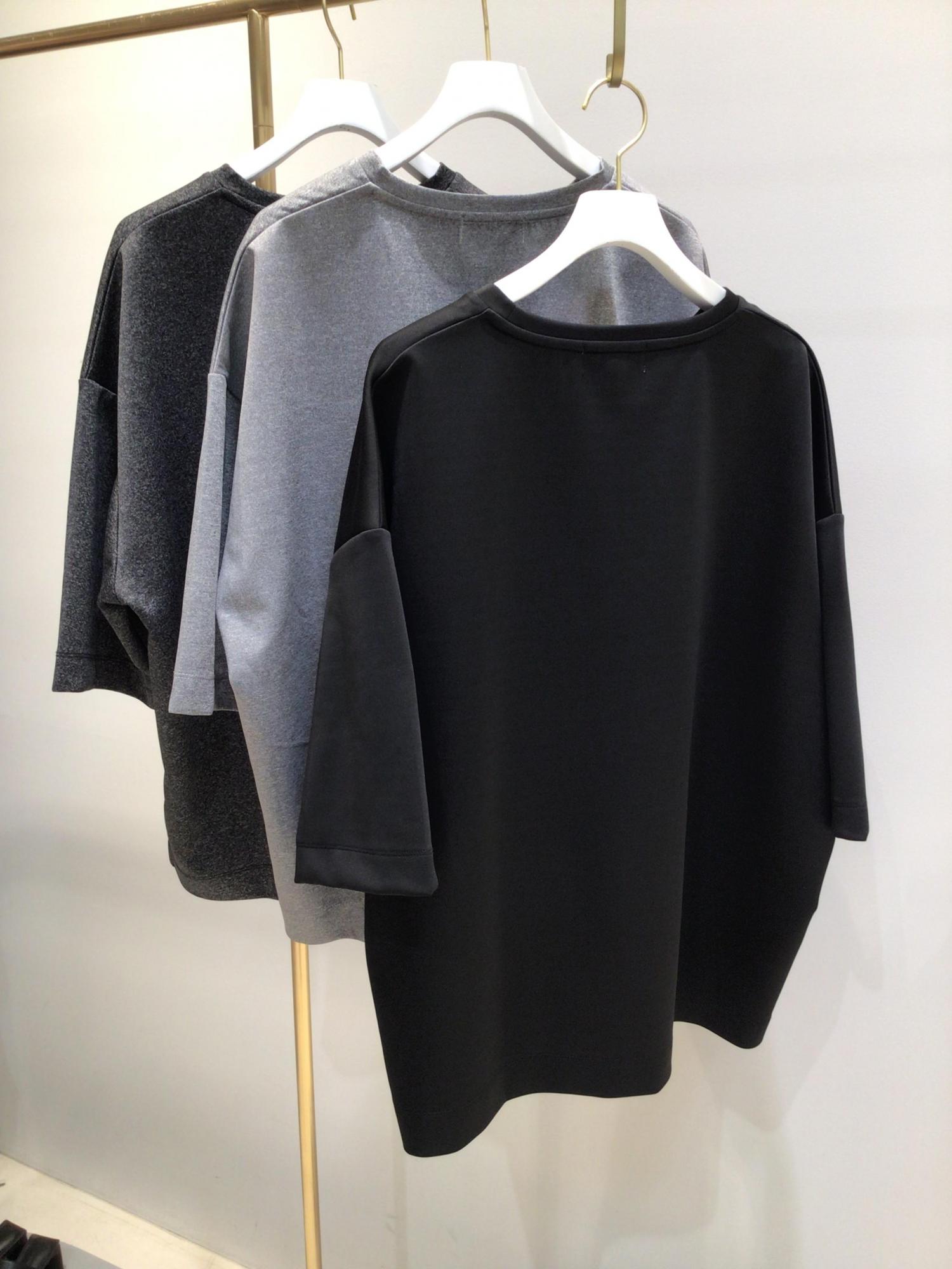 ダンボールビッグtシャツ Staff Outfit Adam Et Rope アダムエロペ