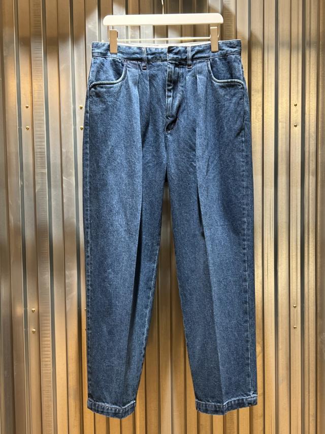 FARAH ワイドデニム FARAH Two-Tuck Wide Tapered Pants 13oz Denim / 新田 / ADAM