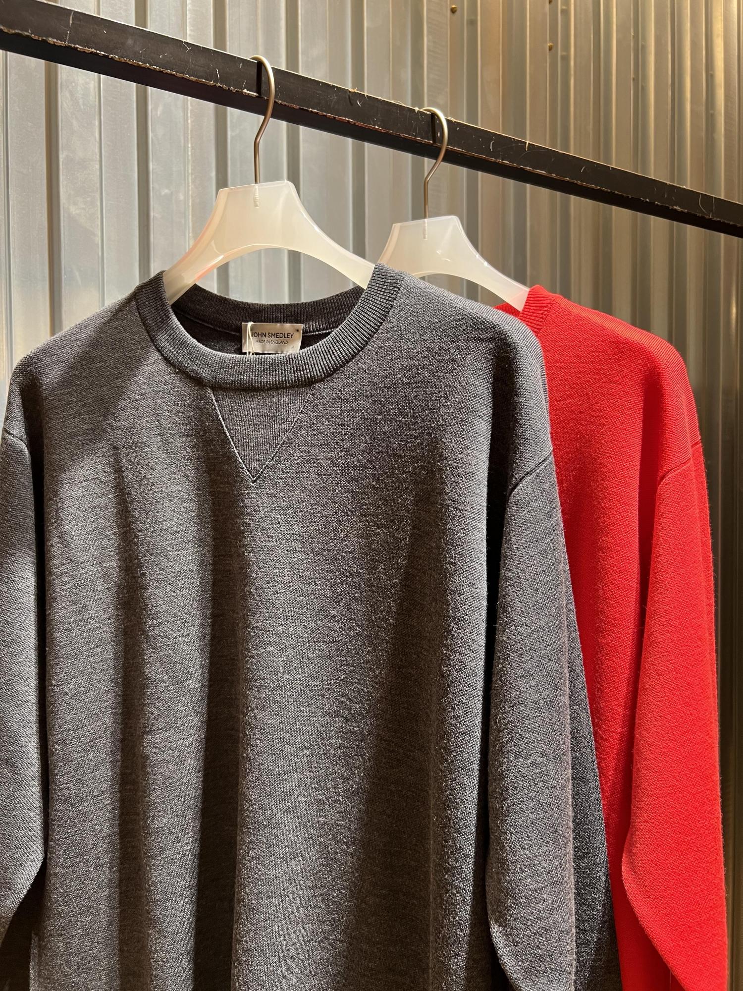 JOHN SMEDLEY 別注 A4517 | STAFF OUTFIT | ADAM ET ROPE
