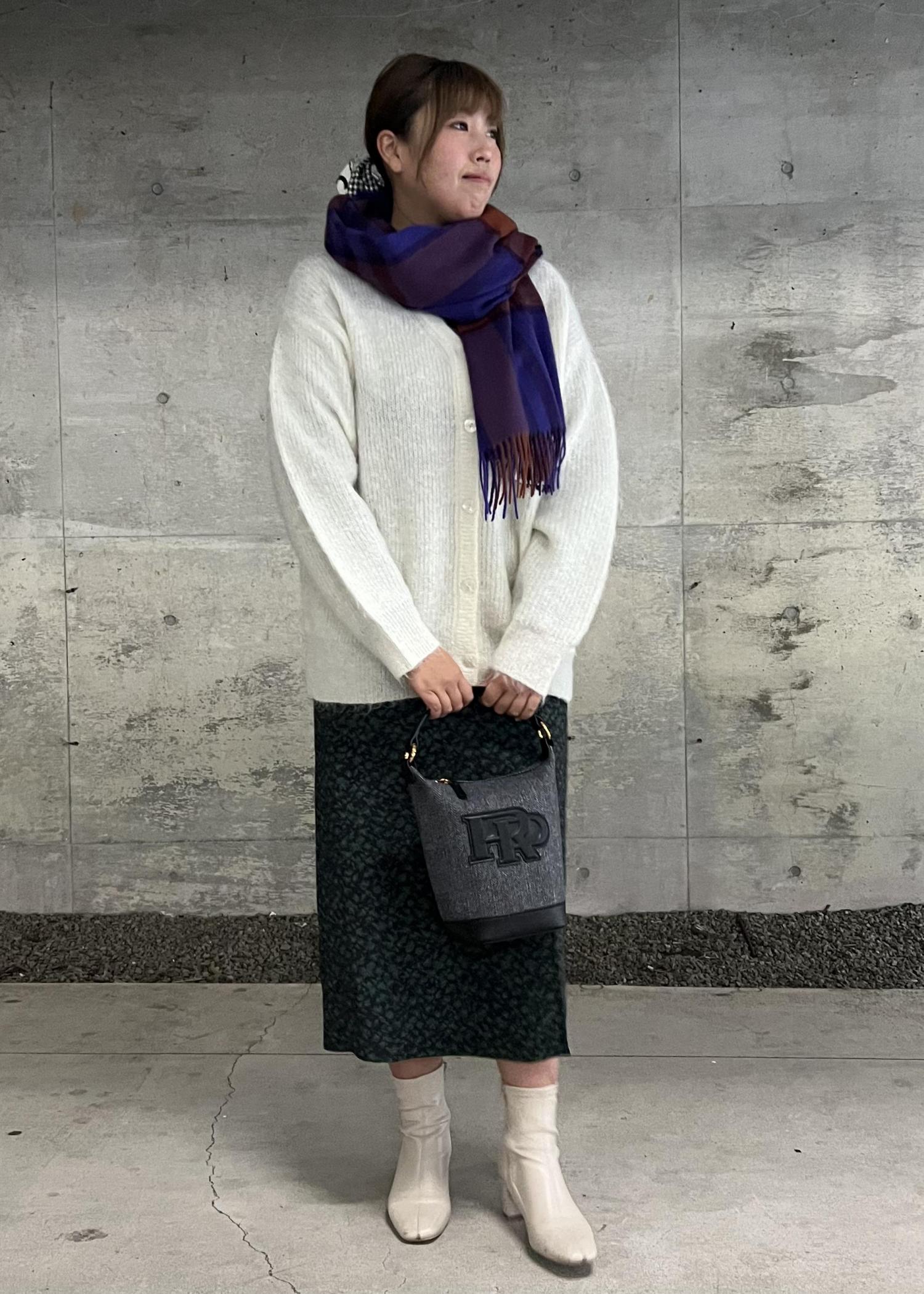 Hug O War CLOTH & CROSS ファー ボア プルオーバー-