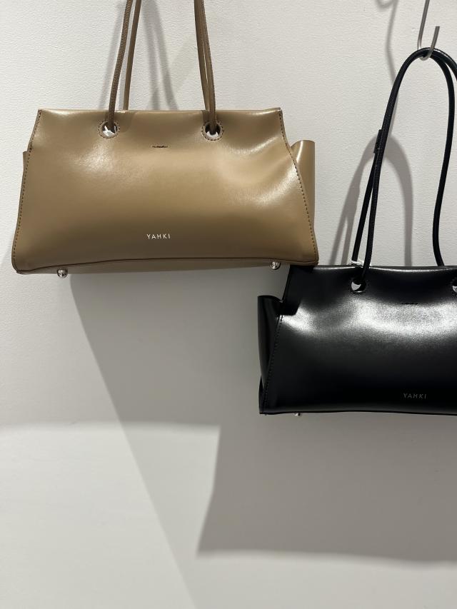 ◎YAHKI ヤーキ Adam et Rope'◎バイカラー ショルダーバッグ ADAM ET ROPE'（アダムエロペ）の「【YAHKI (ヤーキ)】YAHKI