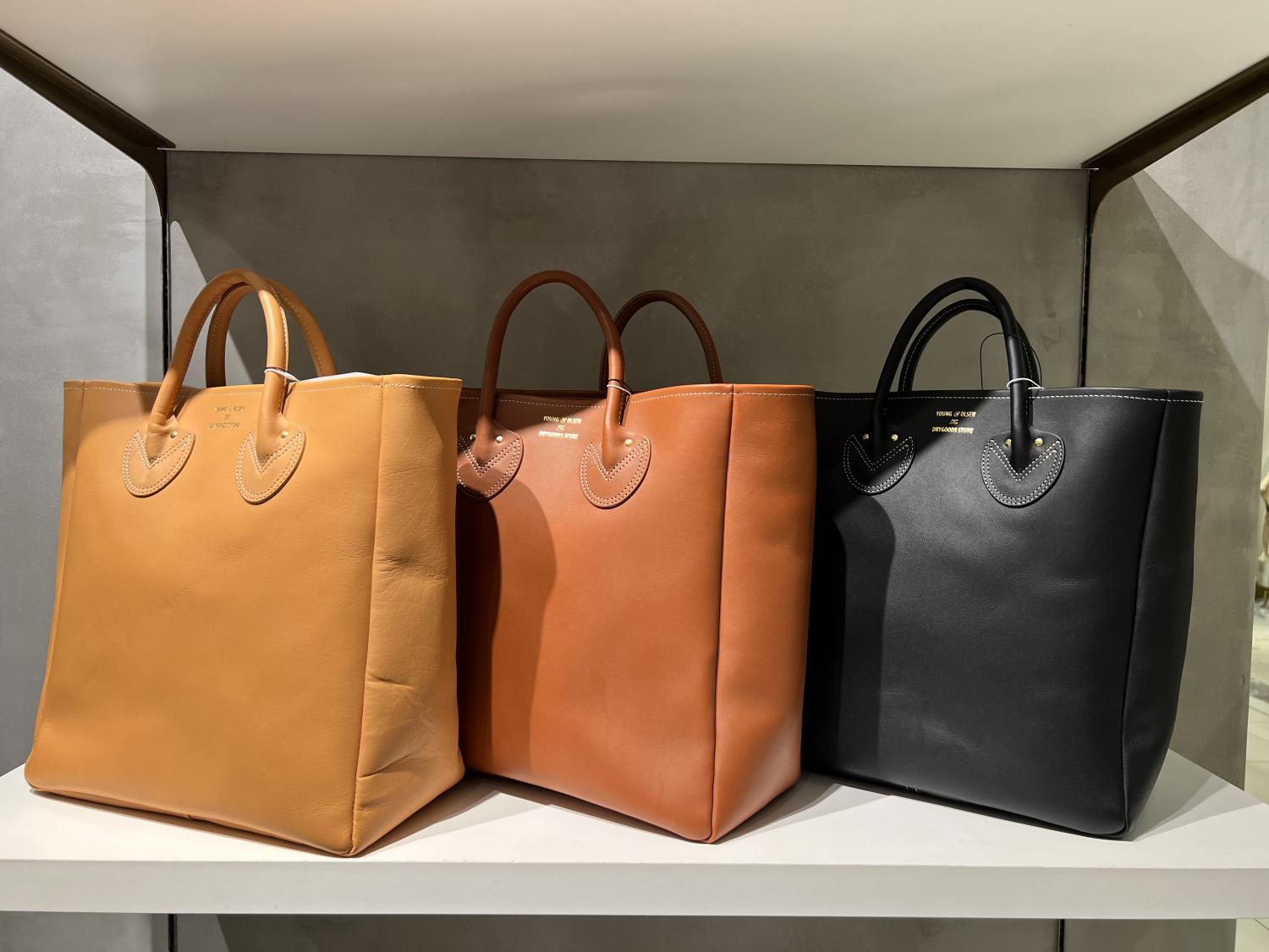 【美品希少色】ヤング&オルセン別注トゥモローランド＊エンボスレザー トートバッグ セール】 【別注】YOUNG & OLSEN エンボスレザー トートバッグ