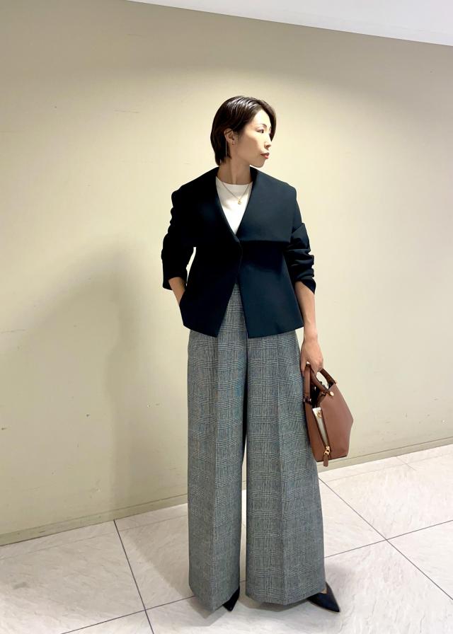 人気スタッフが着こなす神崎恵さんコラボ アイテム - | J'aDoRe JUN
