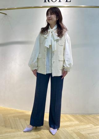 タグ付き未使用✨神崎恵コラボ　ROPE ボウタイ ブラウス 白 36 サイズ ROPÉ(ロペ) / 【高評価】【神崎恵さんコラボ】ボウタイブラウス