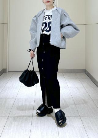 極美品 アダムエロペ フーディーブルゾン ダンボール素材 ゆったり ストレッチ WEB限定】ダンボールコクーンブルゾン | アダムエロペ(ADAM ET ROPE
