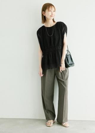 【ILLIGO】シャーリング コサージュ ドット トップス★大人気★ シャーリングコサージュドットトップ ブラック - illigo | 60