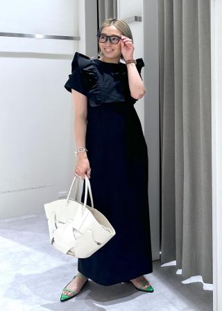 ADAM ET ROPE FEMME スクエア　　ワンピース　定価37400円 ADAM ET ROPE'（アダムエロペ）の「【サステナブル】スクエア