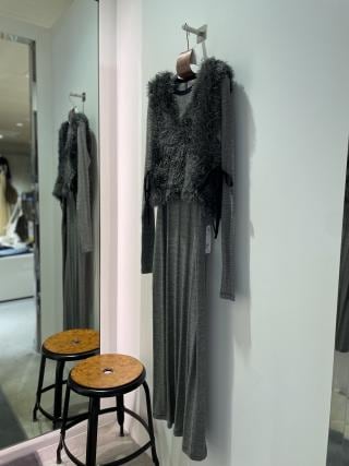 こんぶちょう　ADAM ET ROPE' フェザーベスト【美品】 ADAM ET ROPÉ FEMME(アダム エ ロペ ファム) / 【洗える