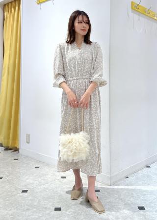 ROPÉ PICNIC(ロペピクニック) / 小花柄スキッパーロングワンピース