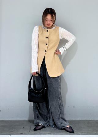 shheiba様アダムエロペEMOELLE スクエアネックジレベージュ新品 shheiba様アダムエロペEMOELLE スクエアネックジレベージュ新品
