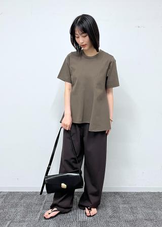 tシャツ 「サステナブル」アシメフレアプルオーバー レディース ADAM ET ROPÉ FEMME(アダム エ ロペ ファム) / 【サステナブル