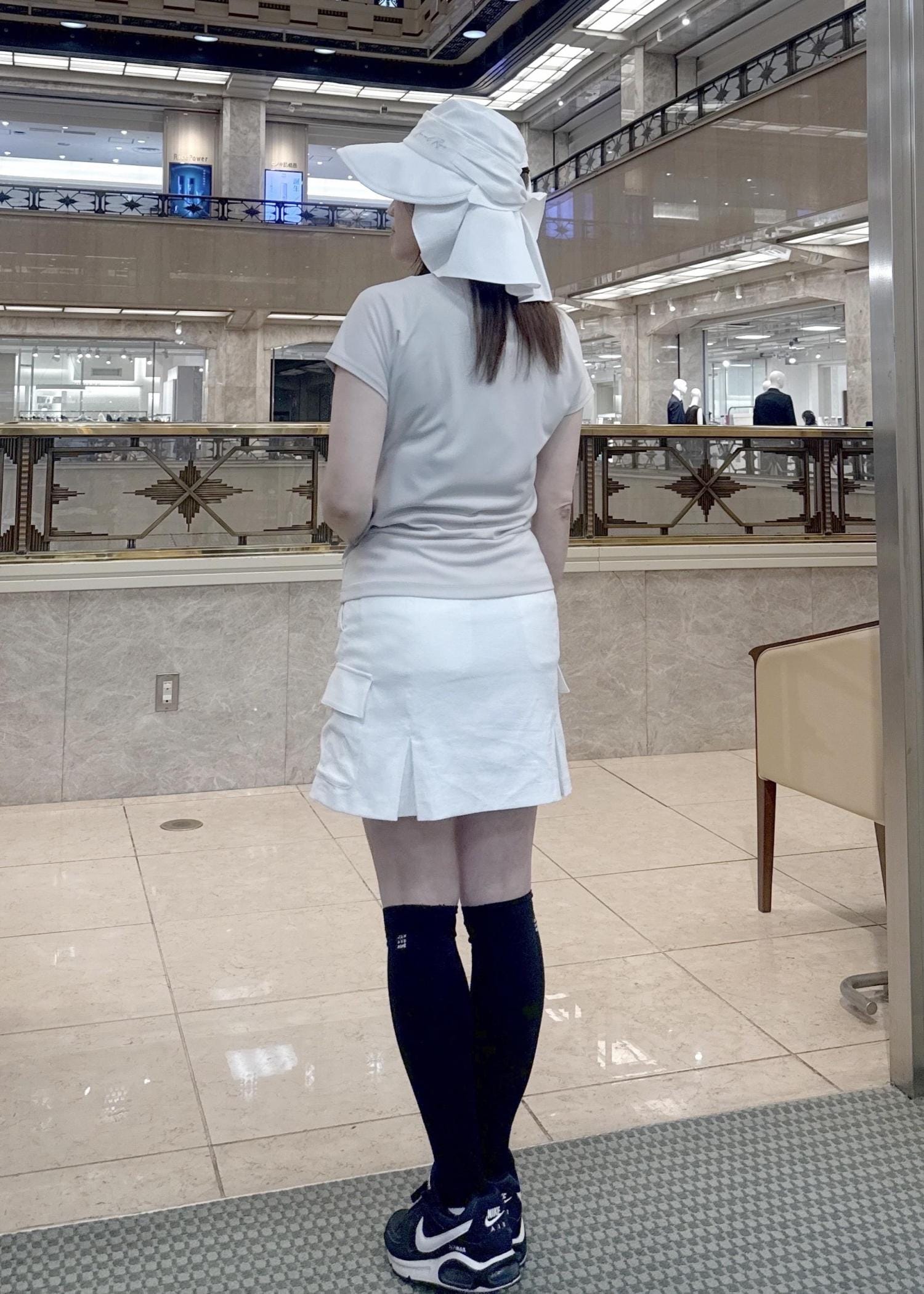 編み込みがポイント 小ぶりレザーで大人ナチュラルコーデ ナチュラルカラーで上品スタイル / ゆうこ / JUN&ROPÉ ｜J'aDoRe