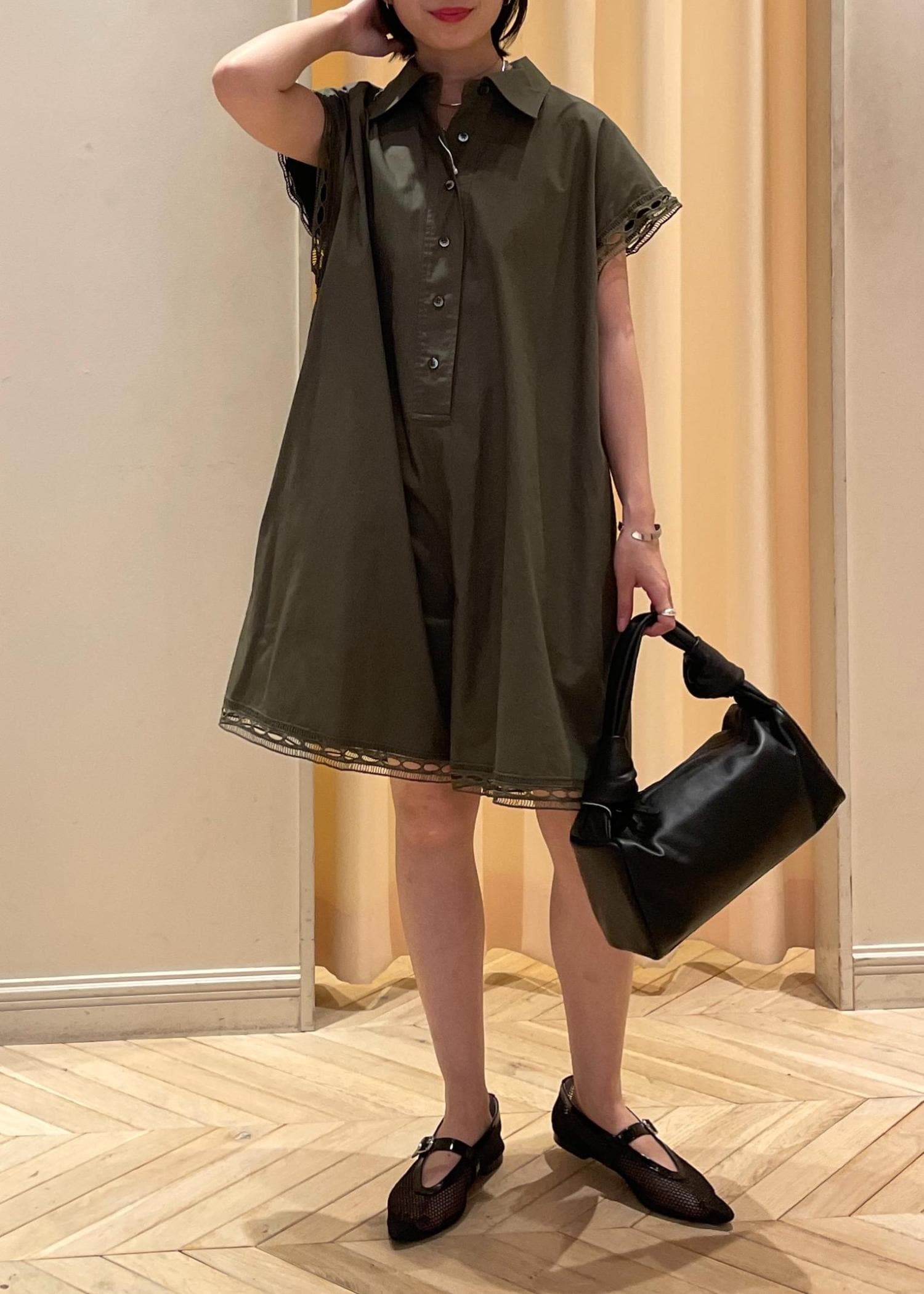 大人の余裕漂う一枚♡【HERMES】「モザイク」シャツドレス シャツドレス 《モザイク》モチーフ | Hermès - エルメス-公式サイト
