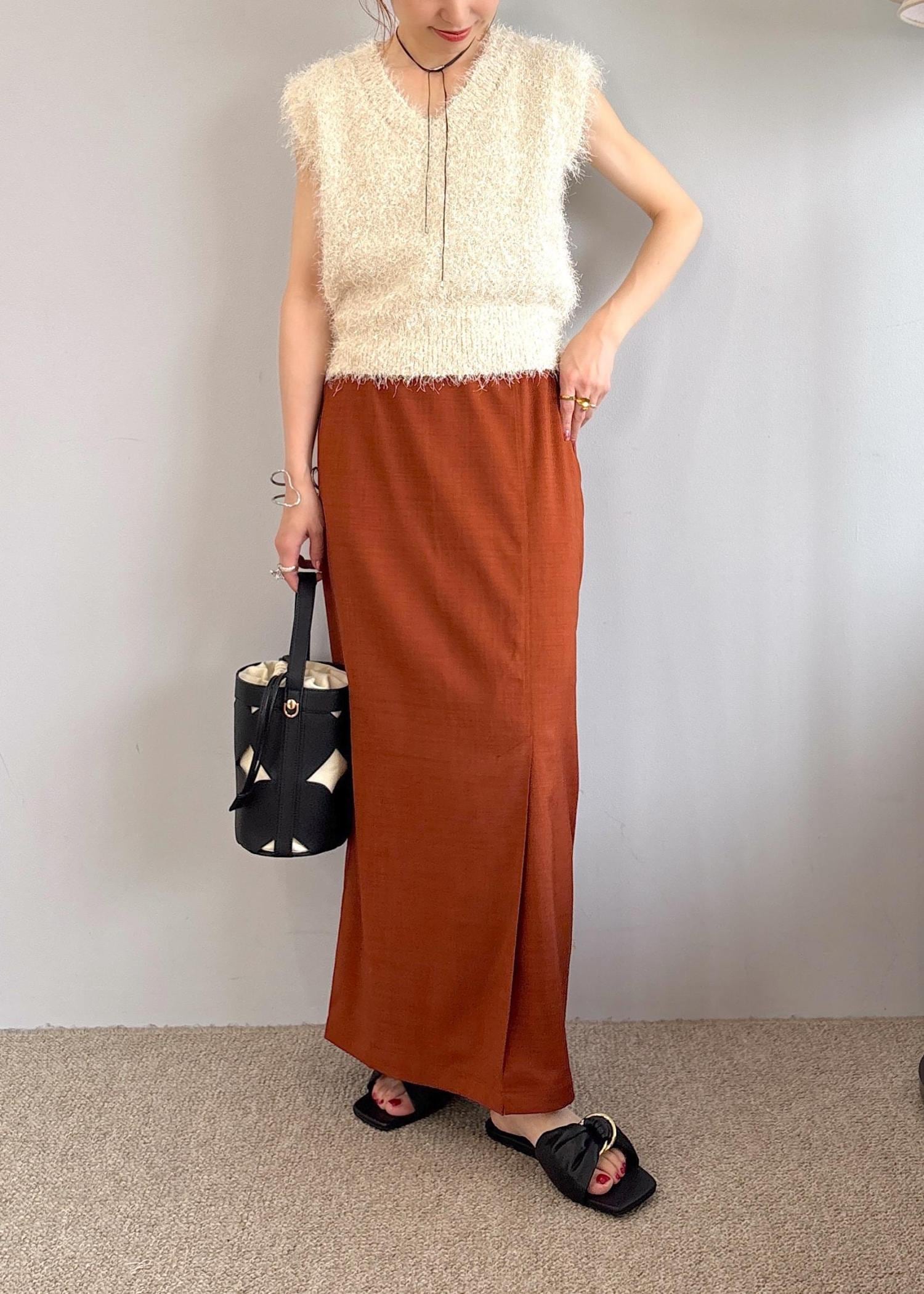 fur vest × color skirt / _ichi / VIS ｜J'aDoRe JUN ONLINE