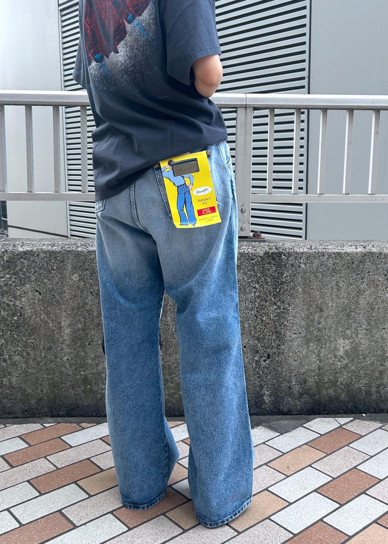 ゆか Oblada】SPACE TEE× 【Wrangler】別注WIDE FLARE JEAN / yuuka