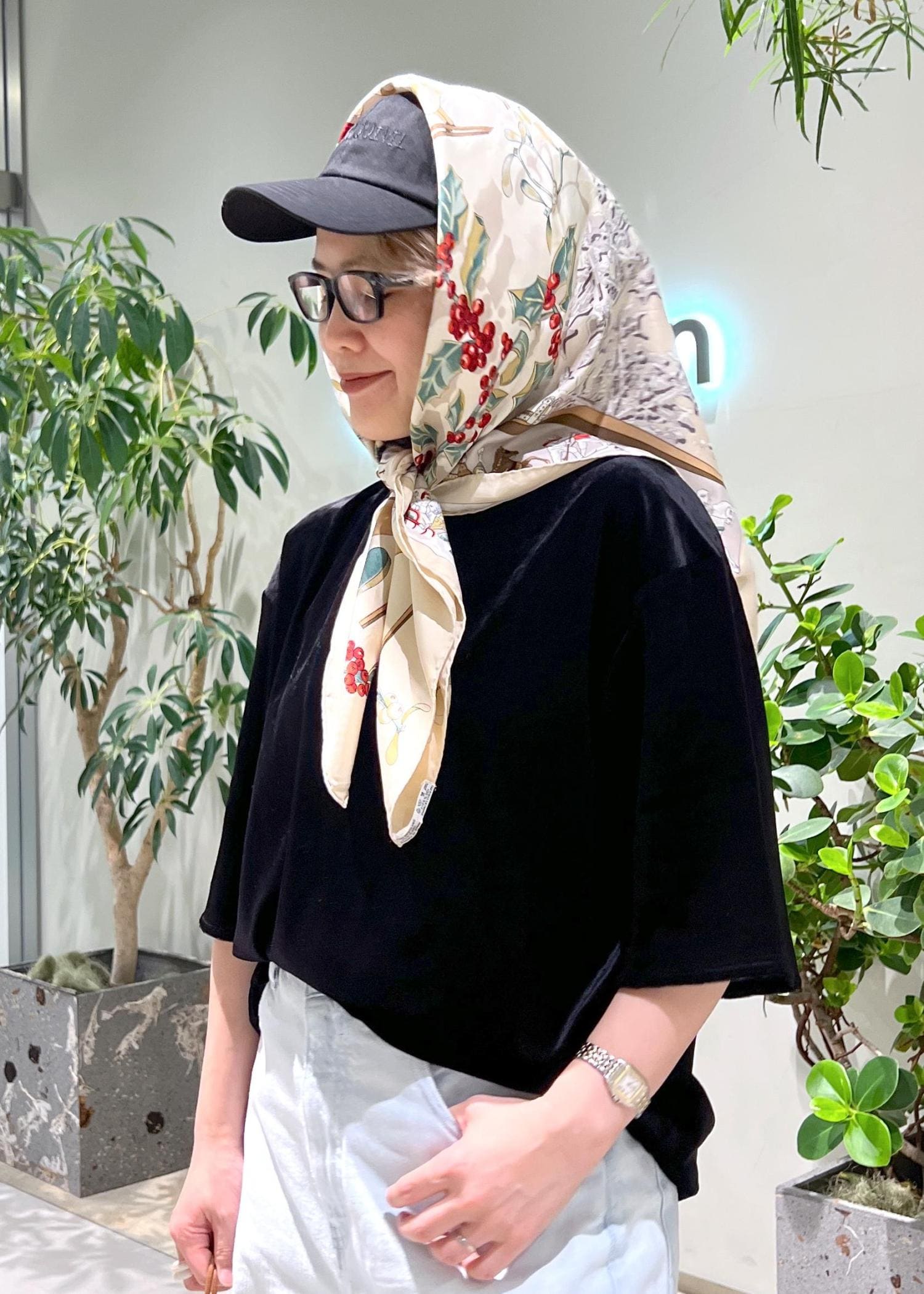【オシャレで履きやすい】エルメス プリントのサロン オシャレで履きやすい】エルメス プリントのマキシサロン Ω スカート