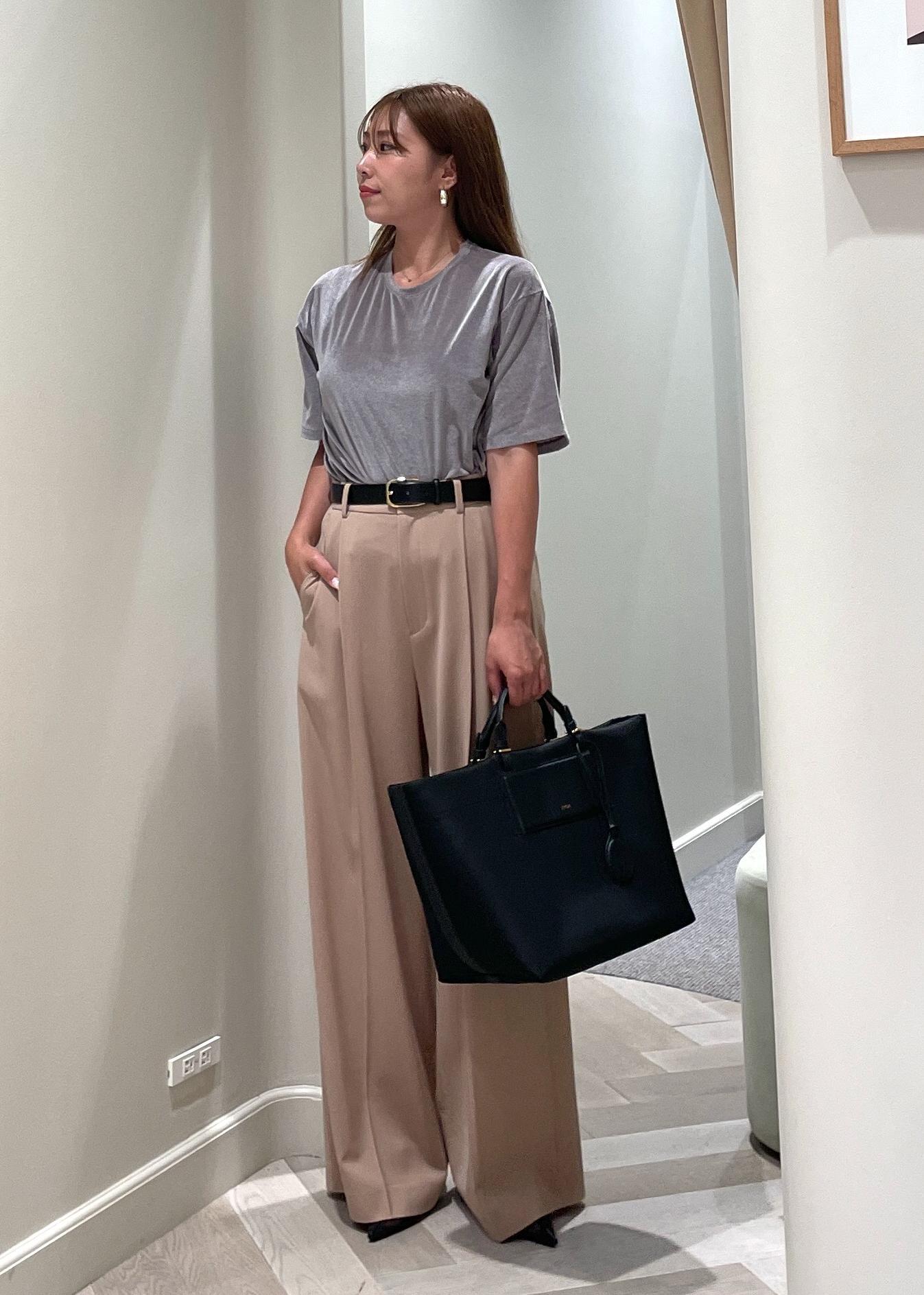 【美品・希少】定価30万以上 DOLCE&GABBANA ベロア セットアップ ベロア調トップスで秋の漂いで◎ / ASAMI / ROPÉ |J'aDoRe JUN