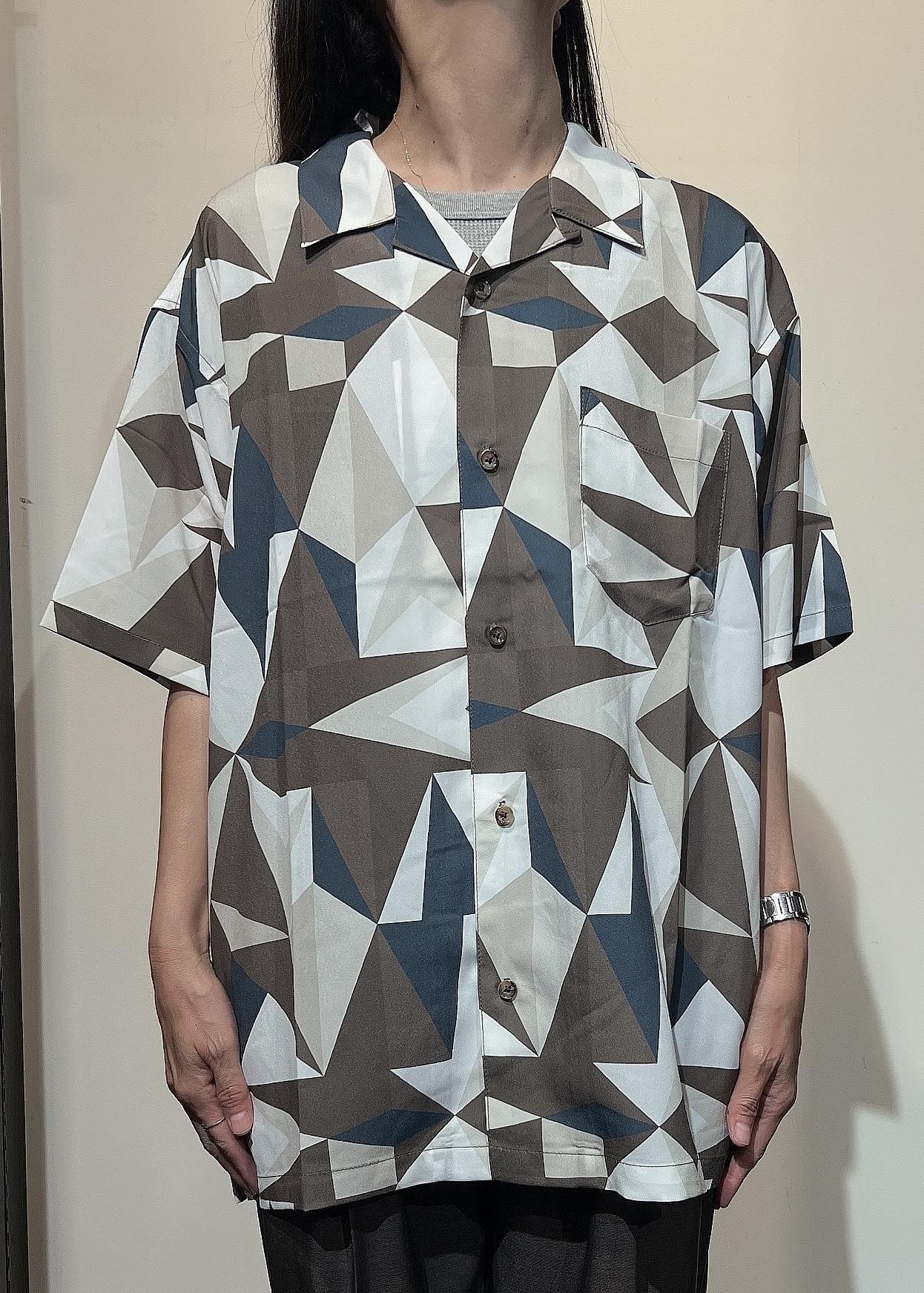 Argue Culture シャツ ゆったりおしゃれ フード デザイン 0895 楽天市場】 通学 春夏 メンズ 5分袖 通気性 シャツ 開襟シャツ