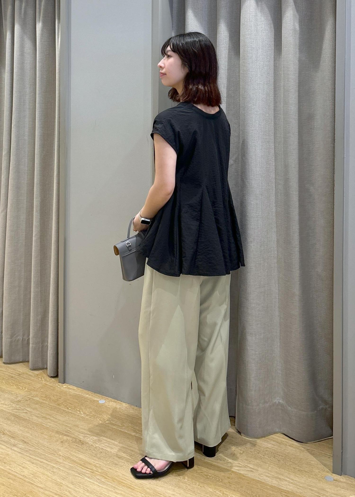 ゆうナチュラルダンプインフレートパンツ　ブラック JOURNAL STANDARD LUXE（ジャーナルスタンダード ラックス）の