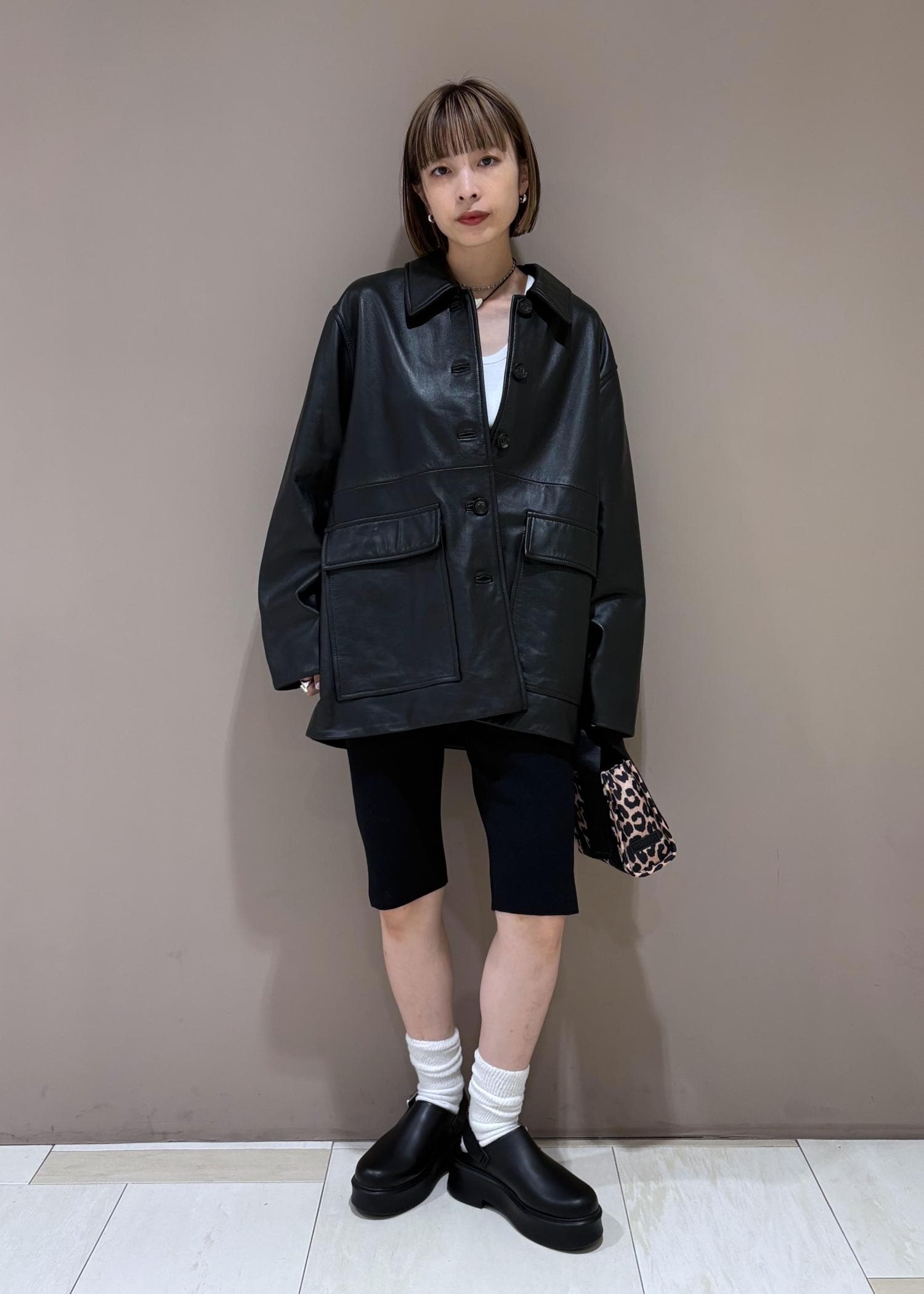 【美品】MONCADA モンカーダ 高級 美シルエット　キッドラム コート本革 美品】MONCADA モンカーダ 高級 美シルエット キッドラム コート本革