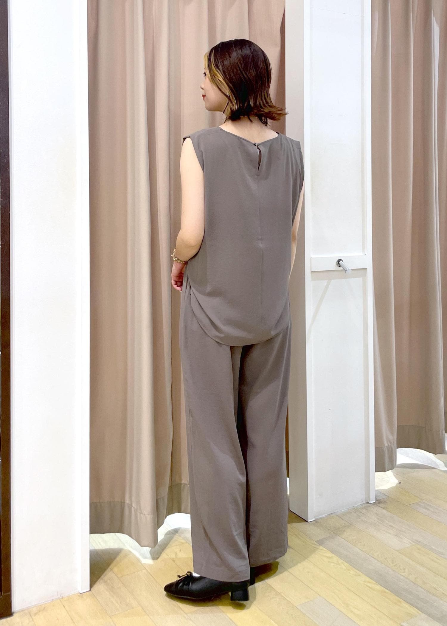 カーキセットアップで秋先取りコーデ / saya / OUTLET ｜J'aDoRe