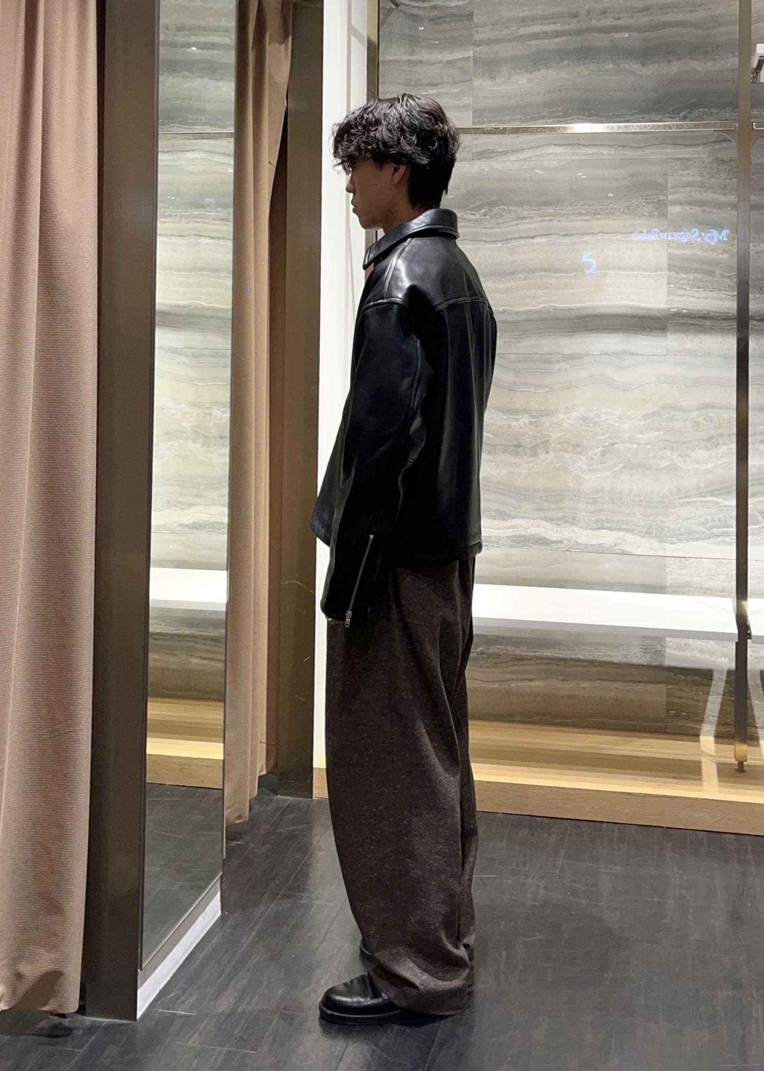 レザーブルゾンstyling / atsushi / ADAM ET ROPÉ HOMME ｜J